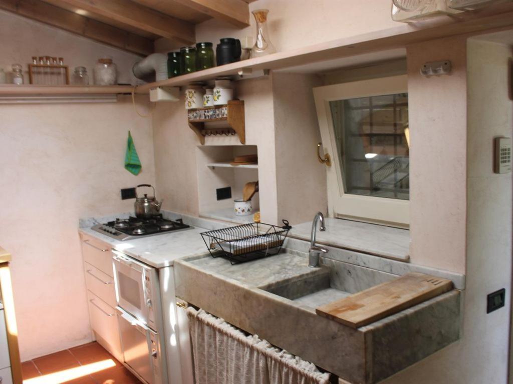 Cottage La Casa Del Pittore Reggimonti Zewnętrze zdjęcie