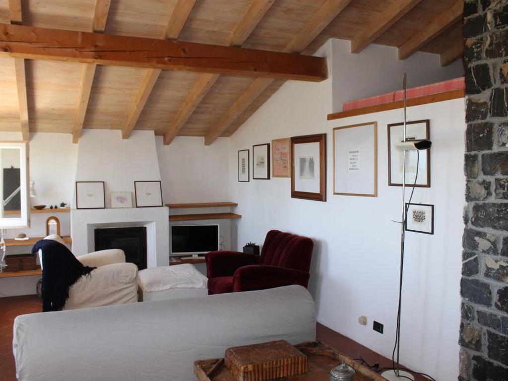 Cottage La Casa Del Pittore Reggimonti Zewnętrze zdjęcie